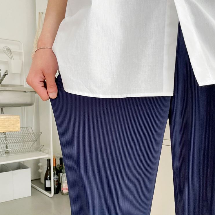 RT No. 4404 PLEATED WIDE STRAIGHT PANTS