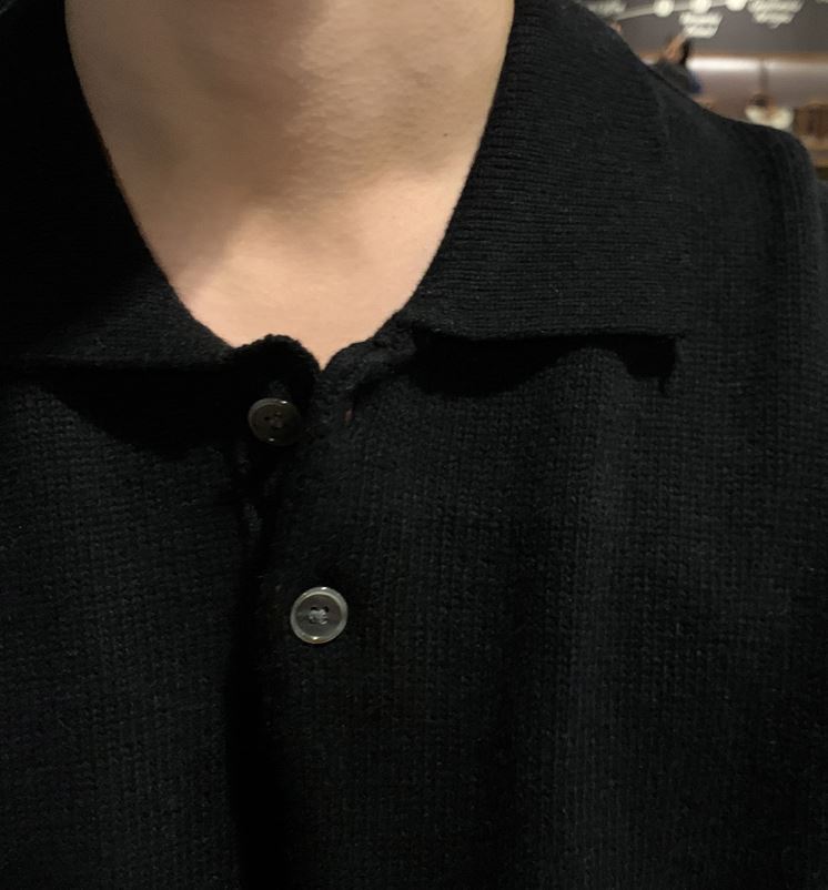 RT No. 5218 KNITTED COLLAR QUARTER BUTTON-UP SWEATER