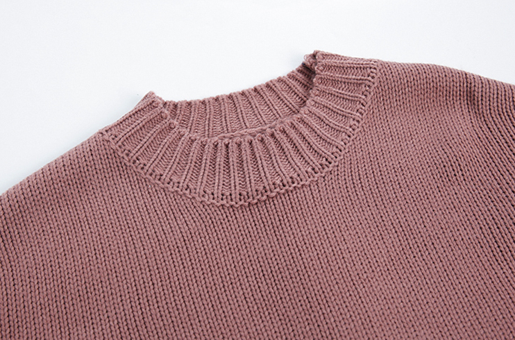 RT NO. 579 ROUND NECK SWEATER