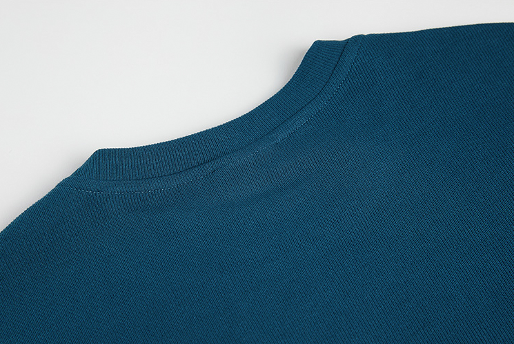 RT No. 3204 ROUND NECK SWEATER