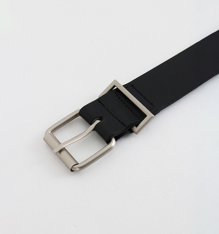 RT BLACK BUCKLE BELT