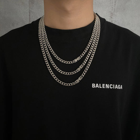 ESSENTIAL CHAIN NECKLACE