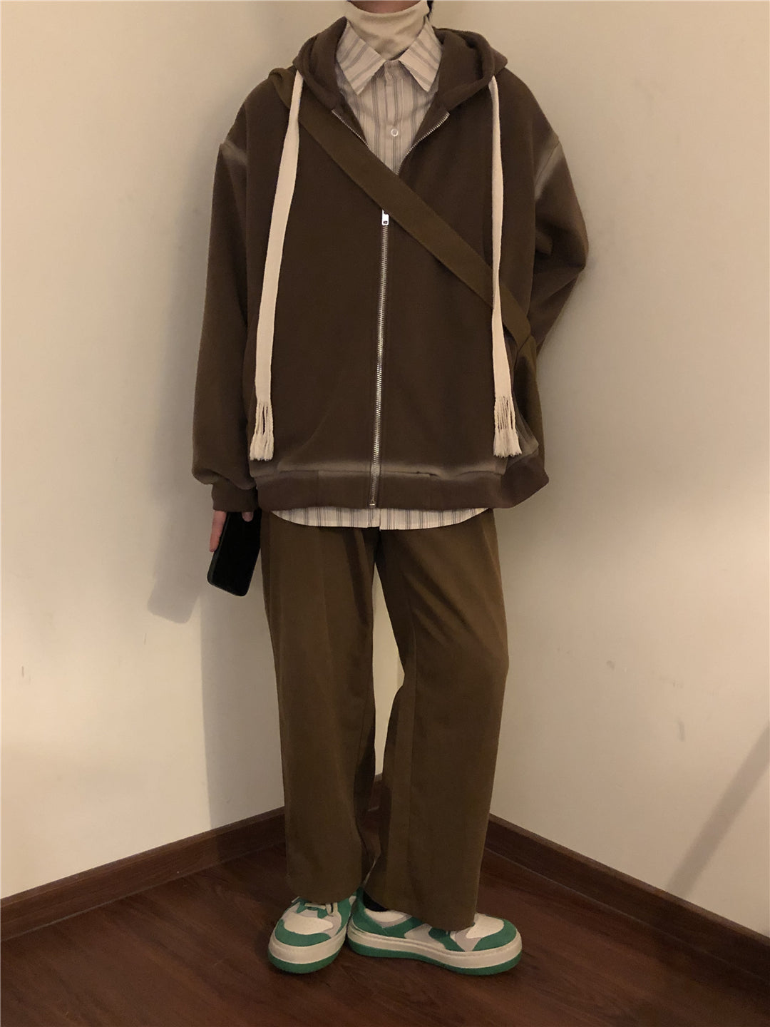 RT No. 3392 BROWN DRAWSTRING ZIP-UP HOODIE